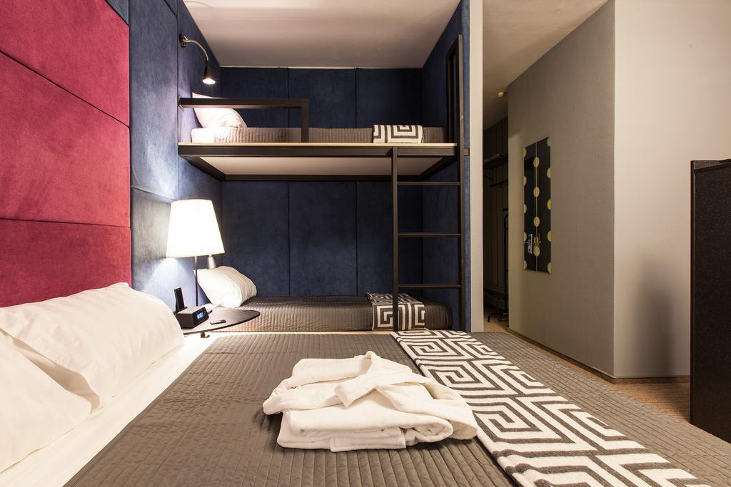 Newport Hotel Dnipro Eksteriør billede