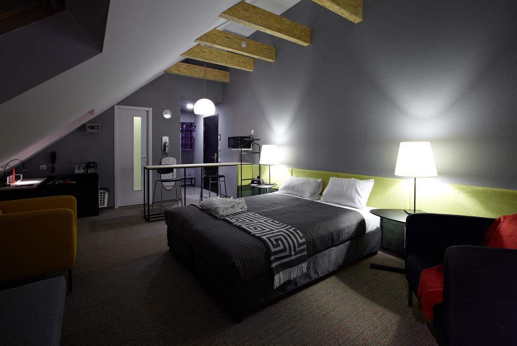 Newport Hotel Dnipro Eksteriør billede